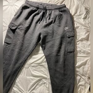 Nike cargo jogger sweats